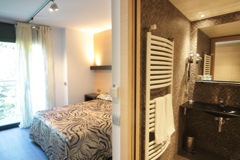 Hotel 9 Sant Antoni Рибес-де-Фресер Номер фото